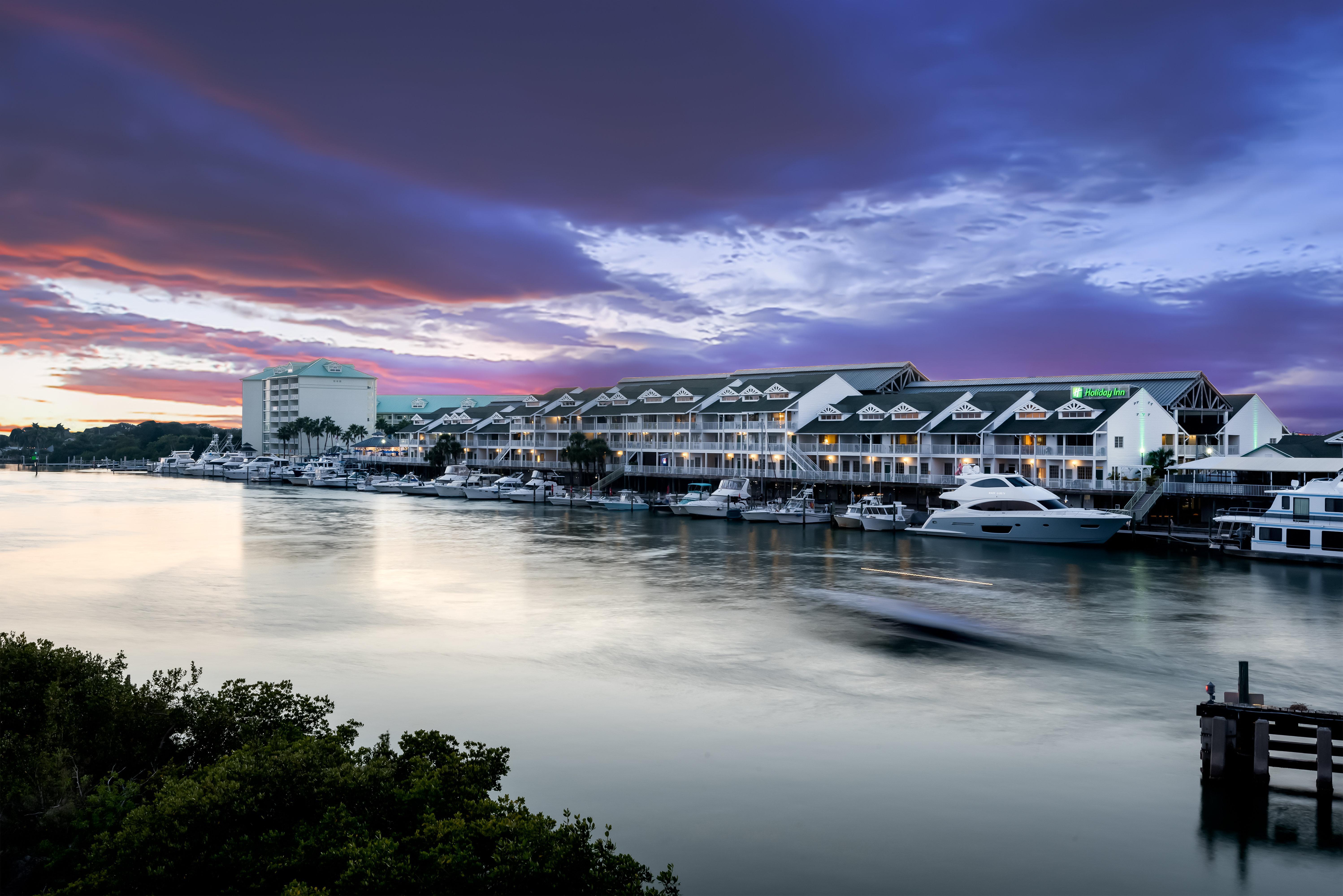 Holiday Inn & Suites Clearwater Beach S-Harbourside 외부 사진